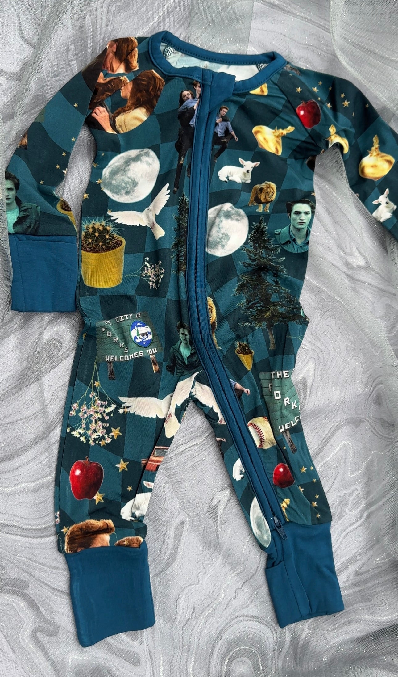Twilight Zippy PJs PRE-ORDER *PLEASE READ*