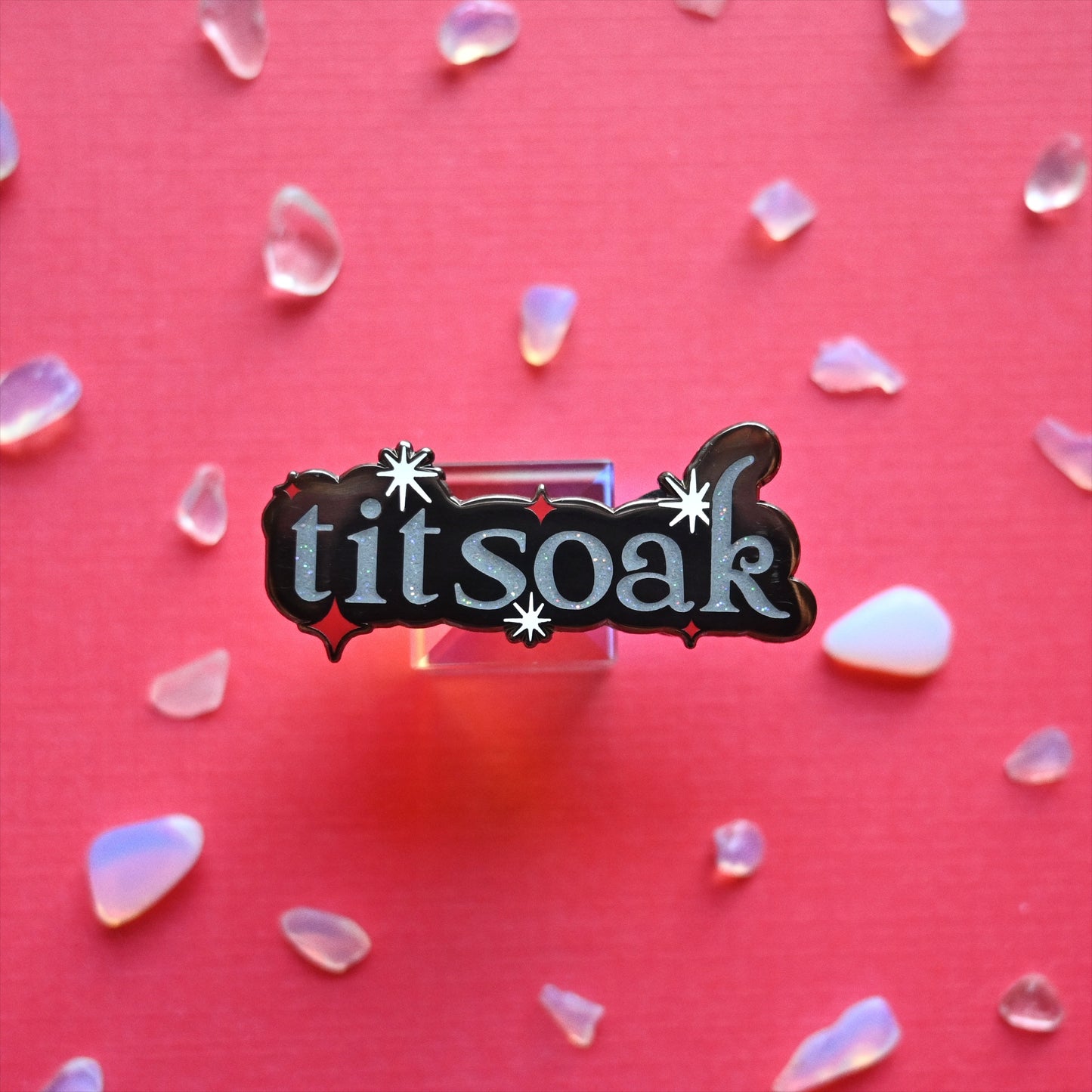 Titsoak *Pin*