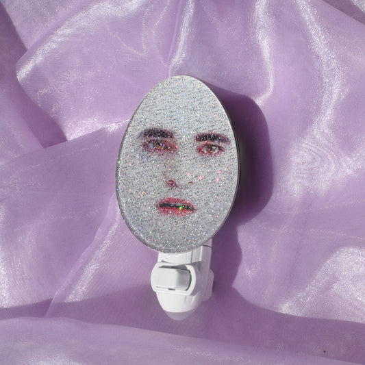 Eggward Nightlight